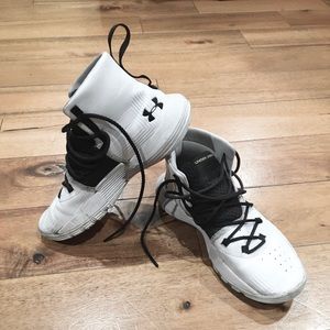 UA Boys Stephen Curry 3Zero II Basketball Shoes